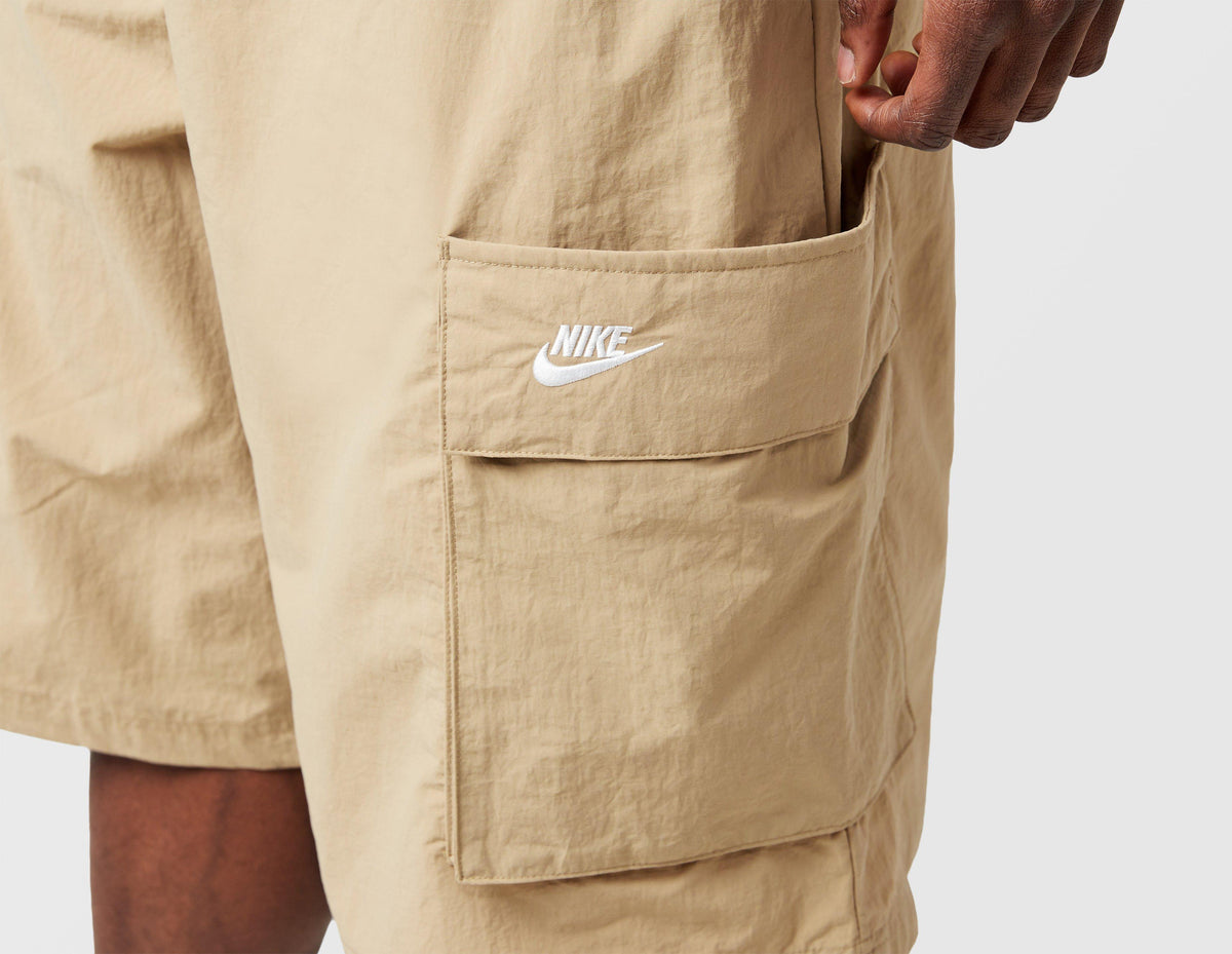 Nike Club Oversized Cargo Shorts