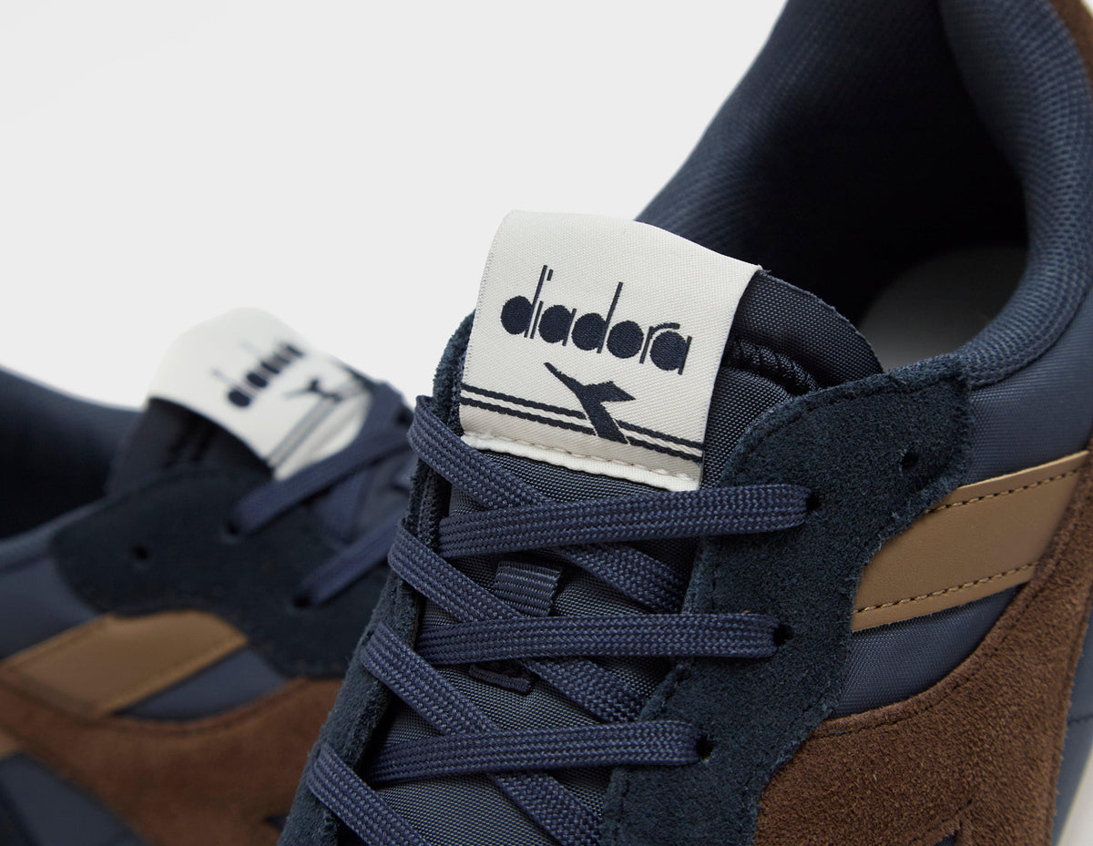 Diadora Camaro M2