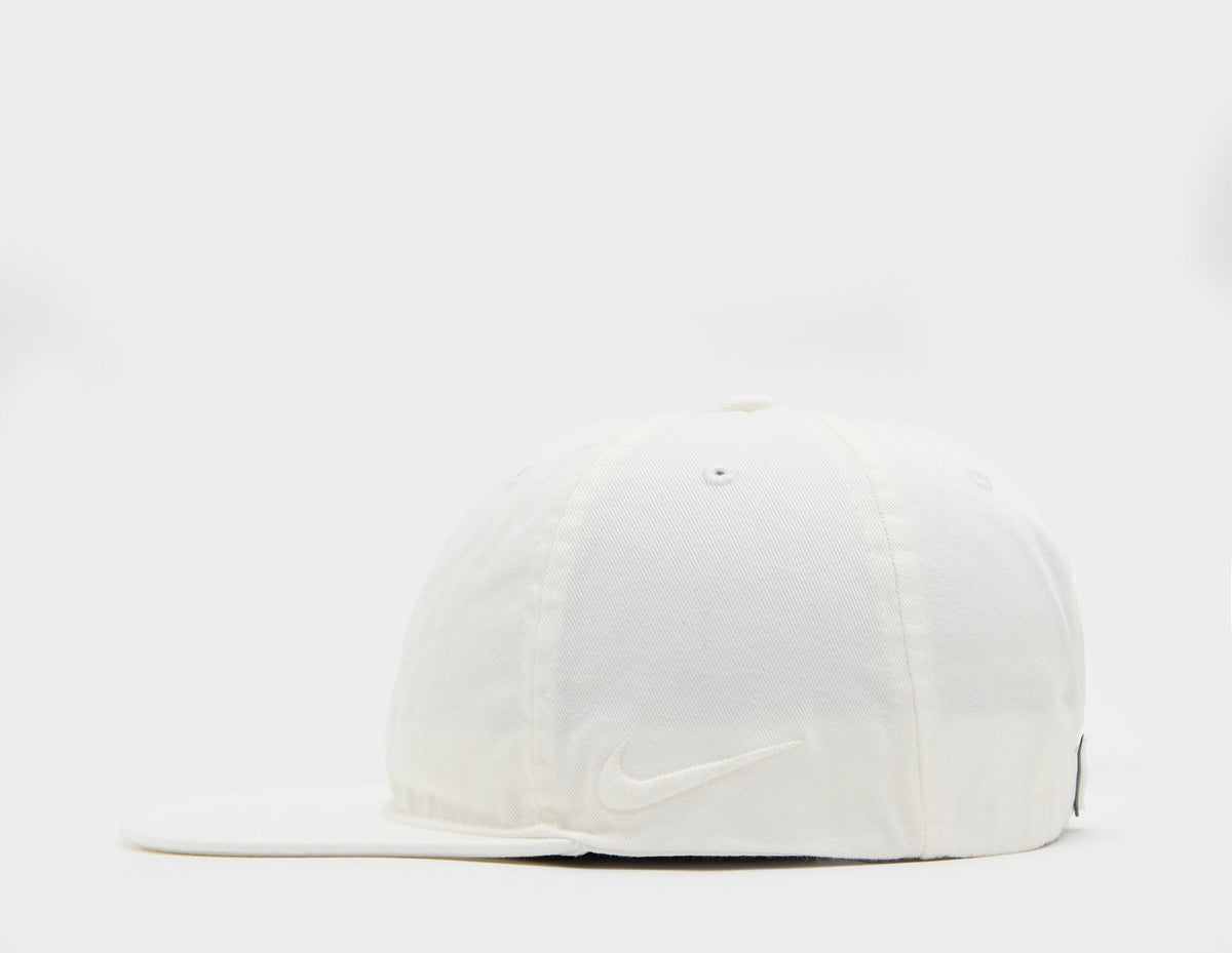 Nike Club Flat-Bill Cap