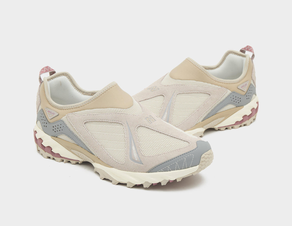 New Balance 610