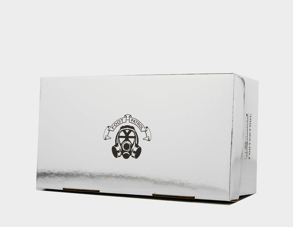 Medicom x Footpatrol BE@RBRICK 400%
