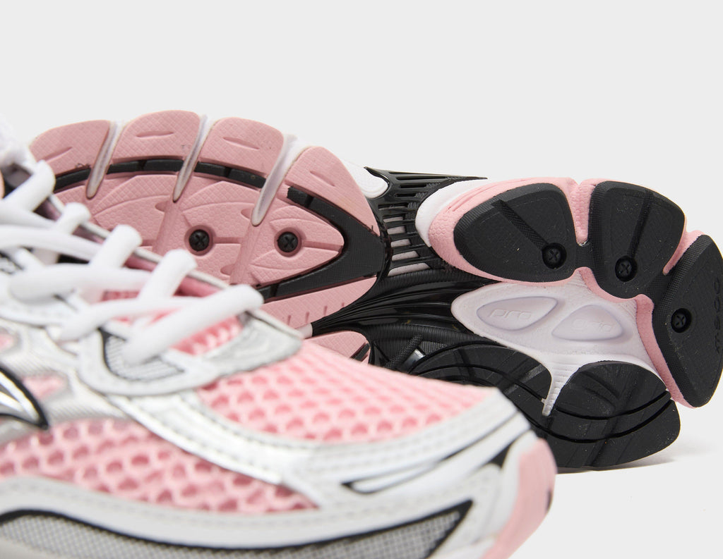 Saucony ProGrid Omni 9