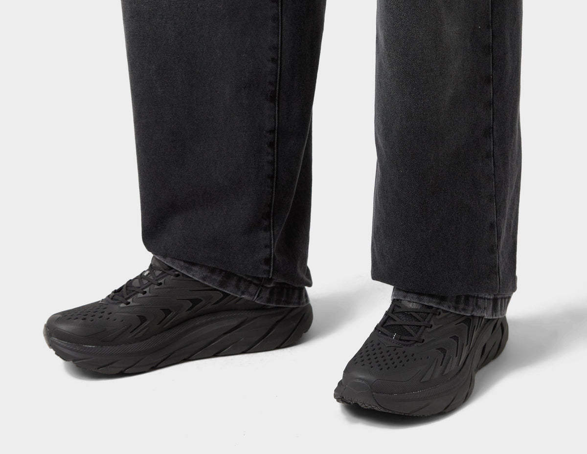 HOKA Clifton UTL