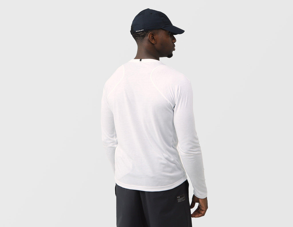 Oakley Edge Force Long Sleeve T-Shirt